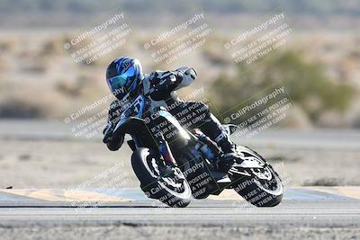 media/Dec-07-2025-CVMA (Sun) [[3e7d2de5dc]]/Race 12- Formula 40 MW and LW/